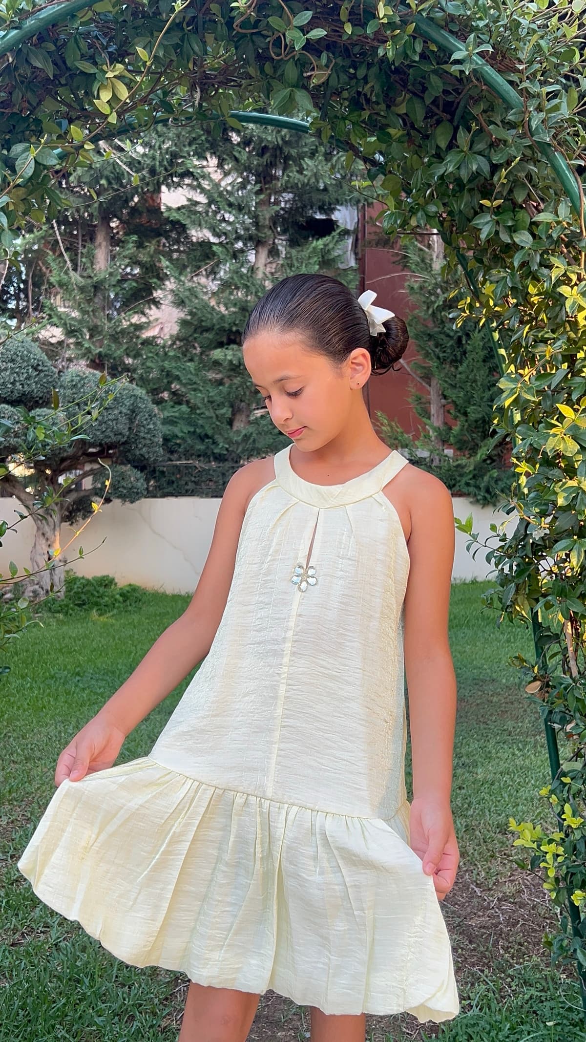dress yellow