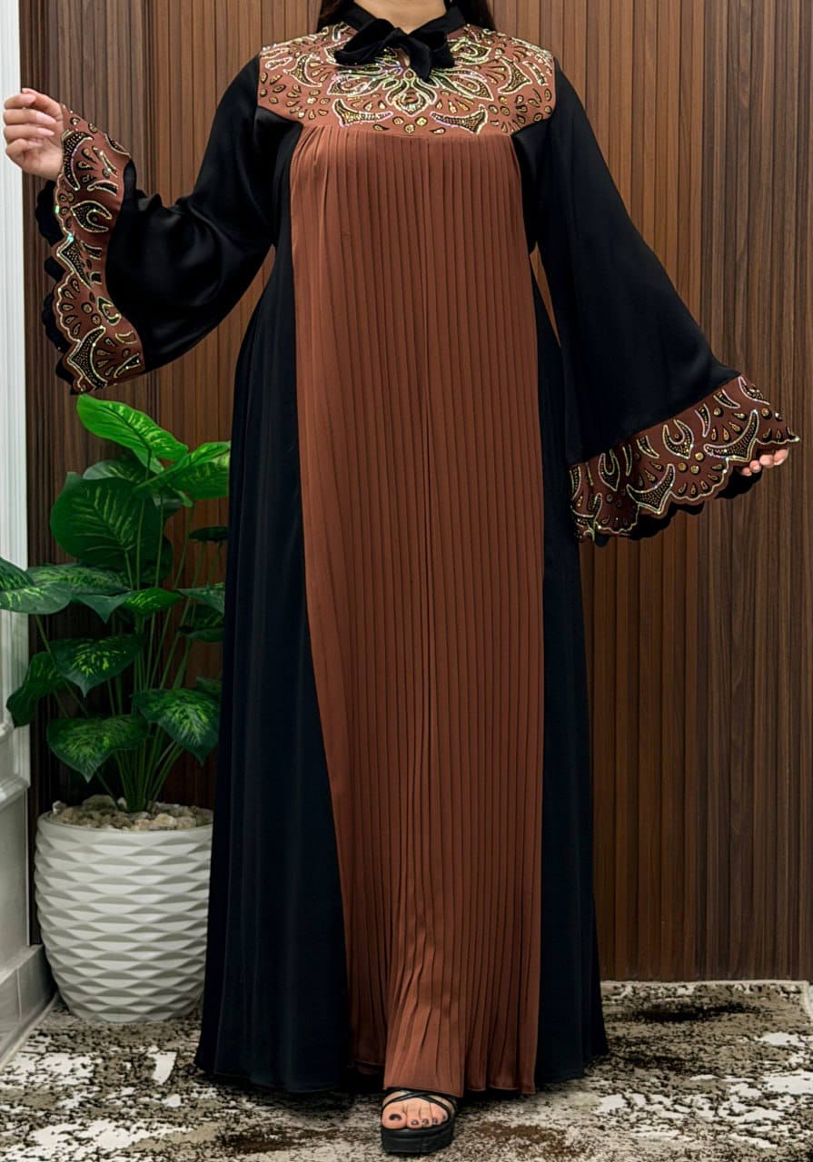 عبايات عصرية فاخرة