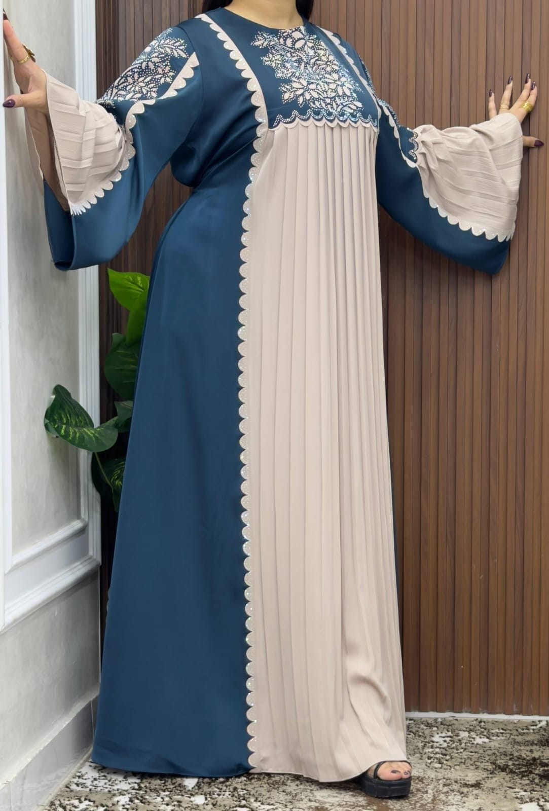 عبايات عصرية فاخرة 5