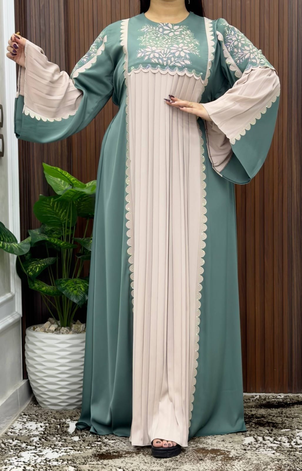 عبايات عصرية فاخرة 9