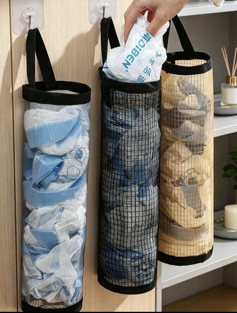 Plastic bag holder